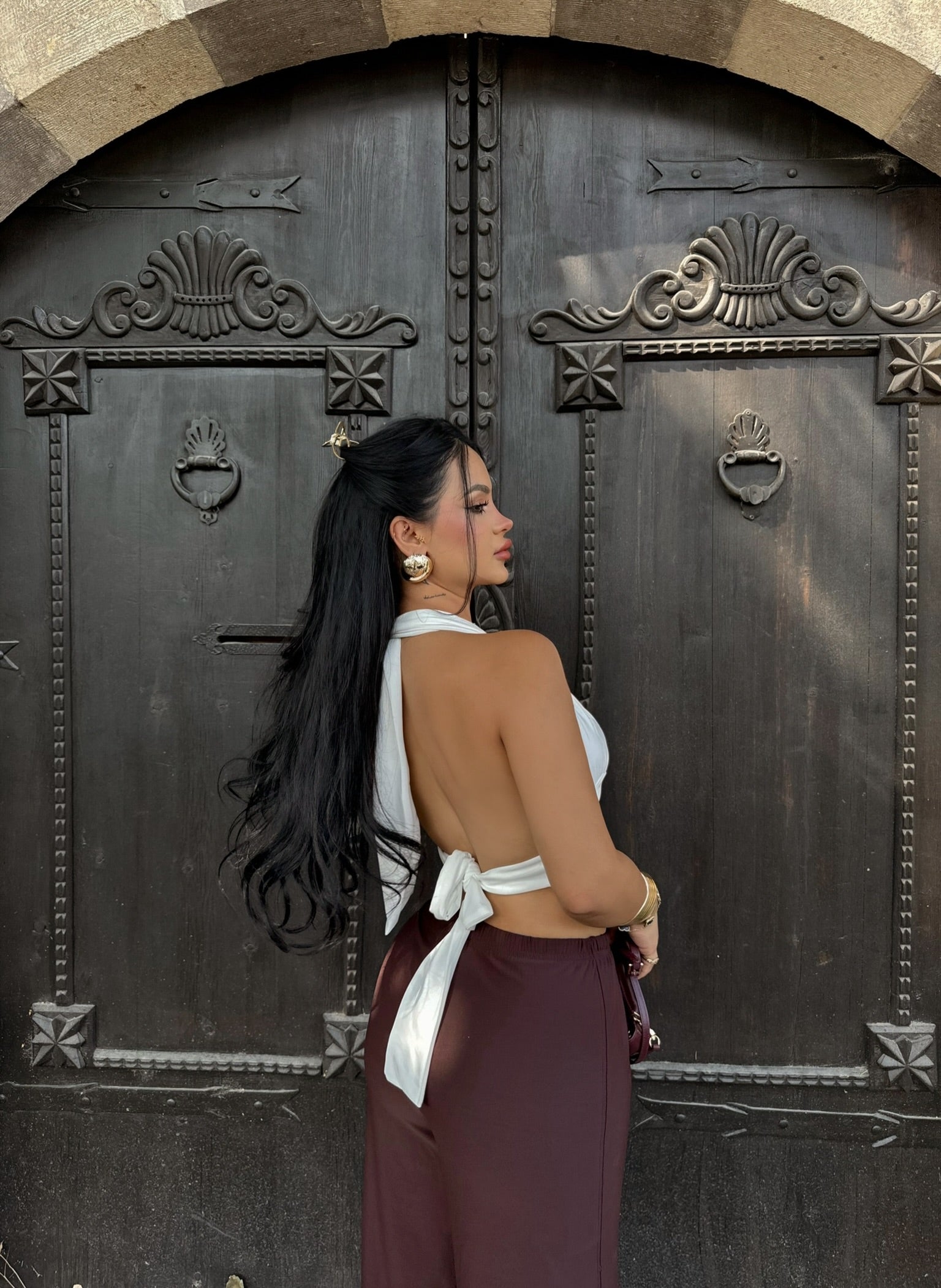 White Halter Neck Sandy Crop Top