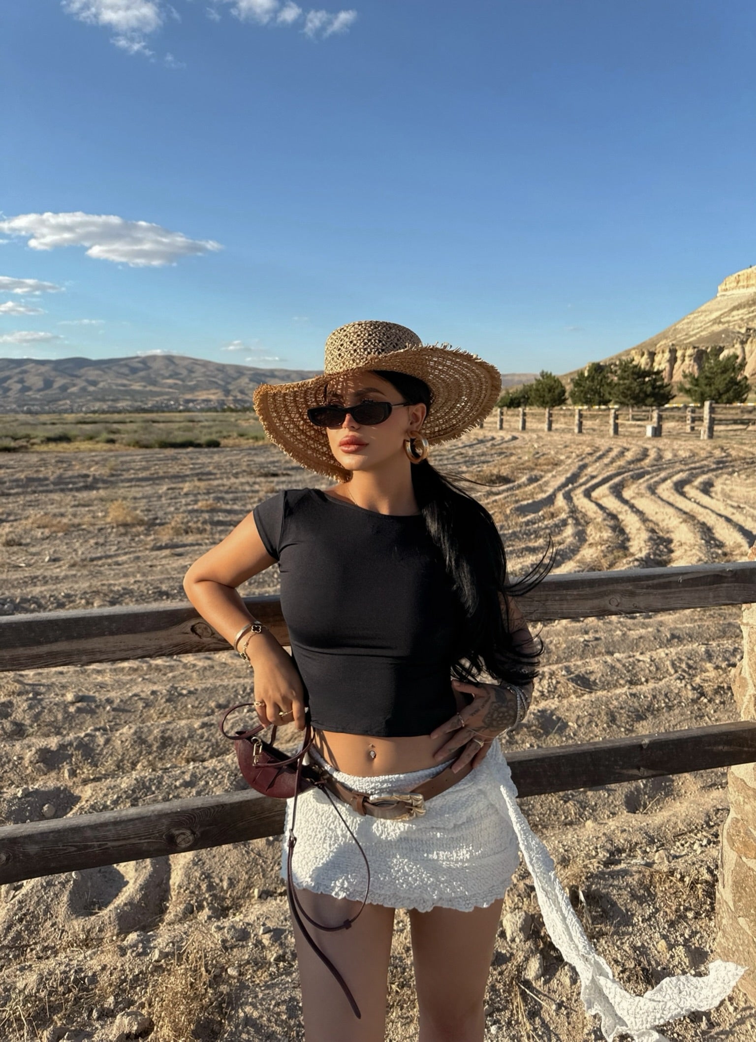 Black Open Back Basic Crop Top