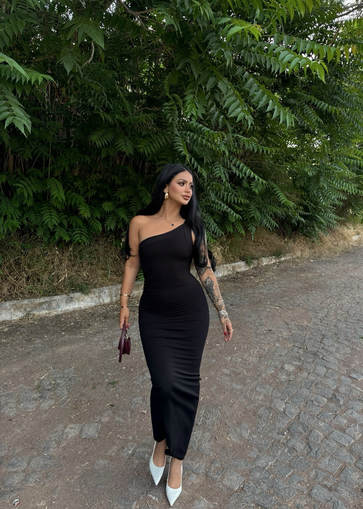 Black One-Shoulder Ruched Maxi Dress